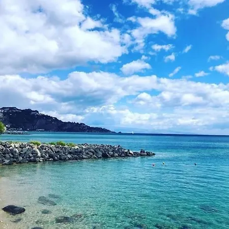 Salt Sea Taormina-naxos 10 Meters From The Sea * Giardini Naxos